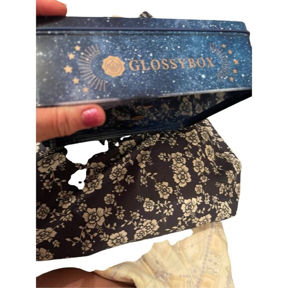 GLOSSYBOX Womens Blue Limited Edition Moonlight Glow Keepsake Makeup Tin - Picture 7 of 12